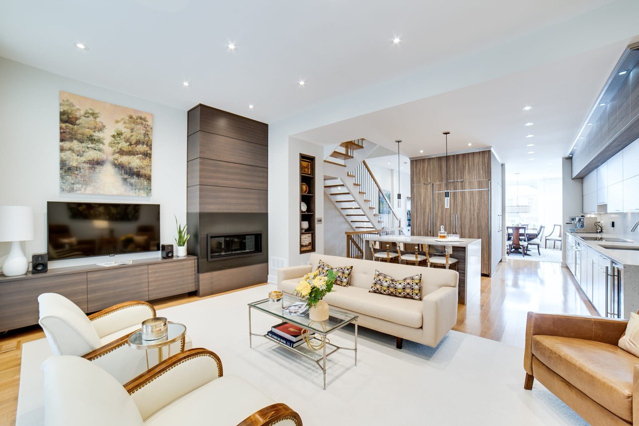 64 Harshaw Ave