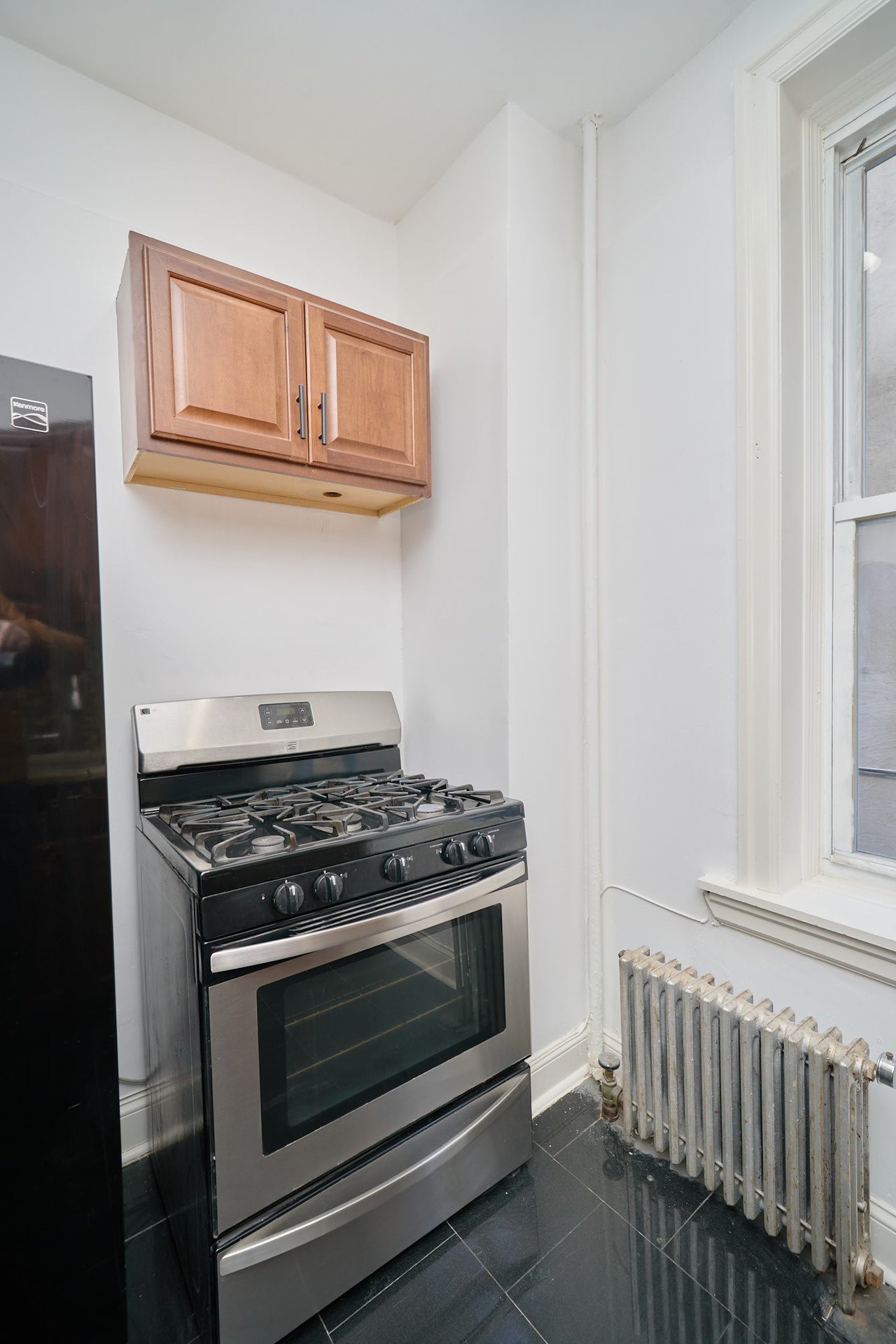 106 E 32nd Street Unit: #2