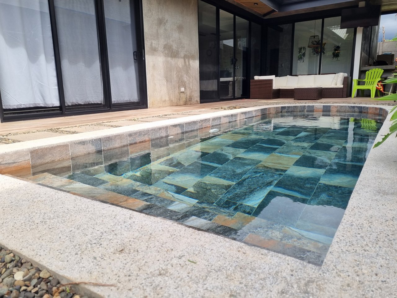 Contemporary Walk to Beach Home, Uvita, Puntarenas