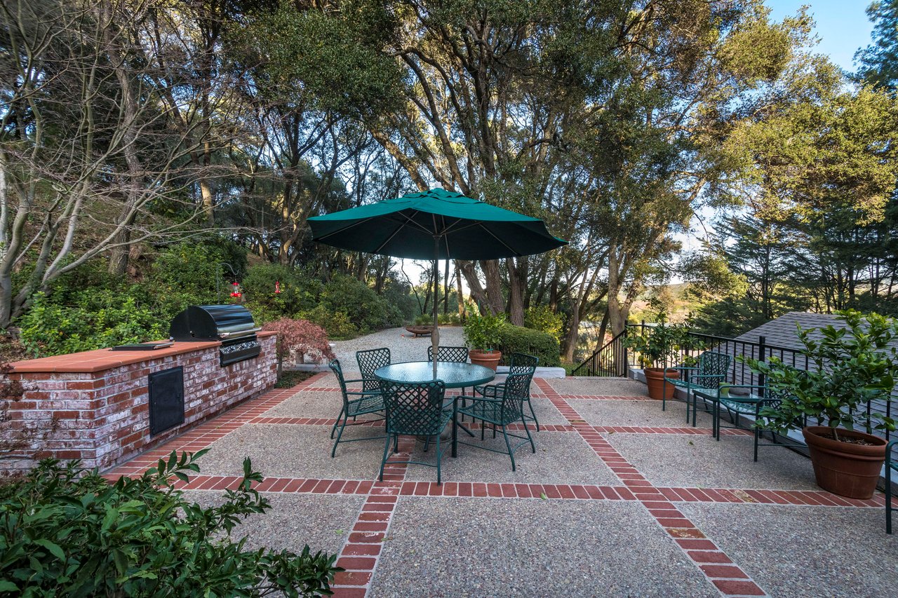 12 Old La Honda Rd