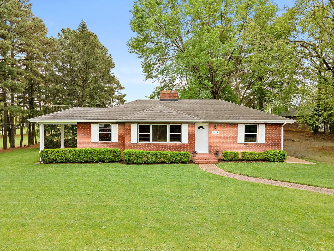 1127 Oakland Road
