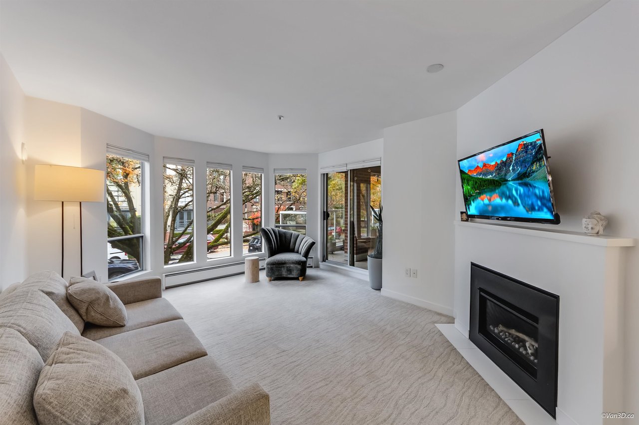 207-2288 W 12th Ave