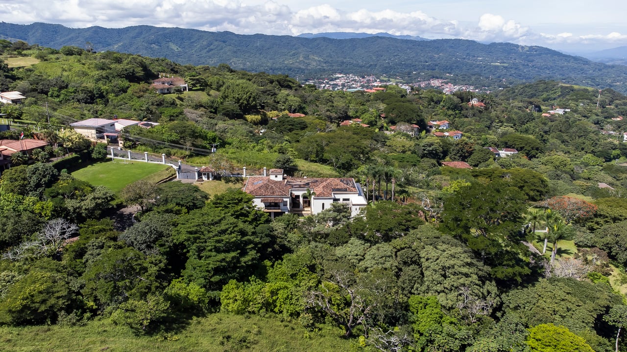 Panoramic View Mountain Estate, Ciudad Colon, San Jose