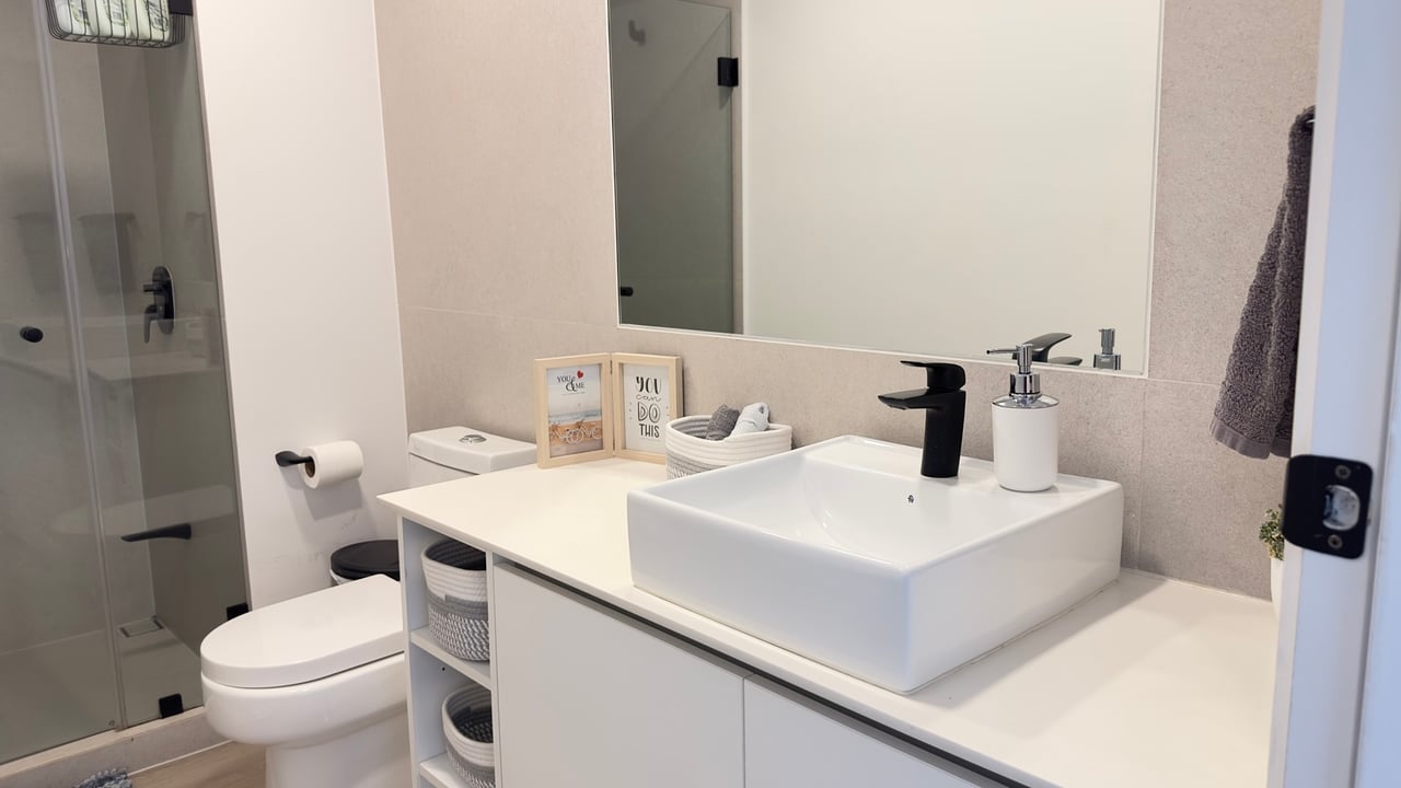 Contemporary Furnished Studio Condo, San Jose