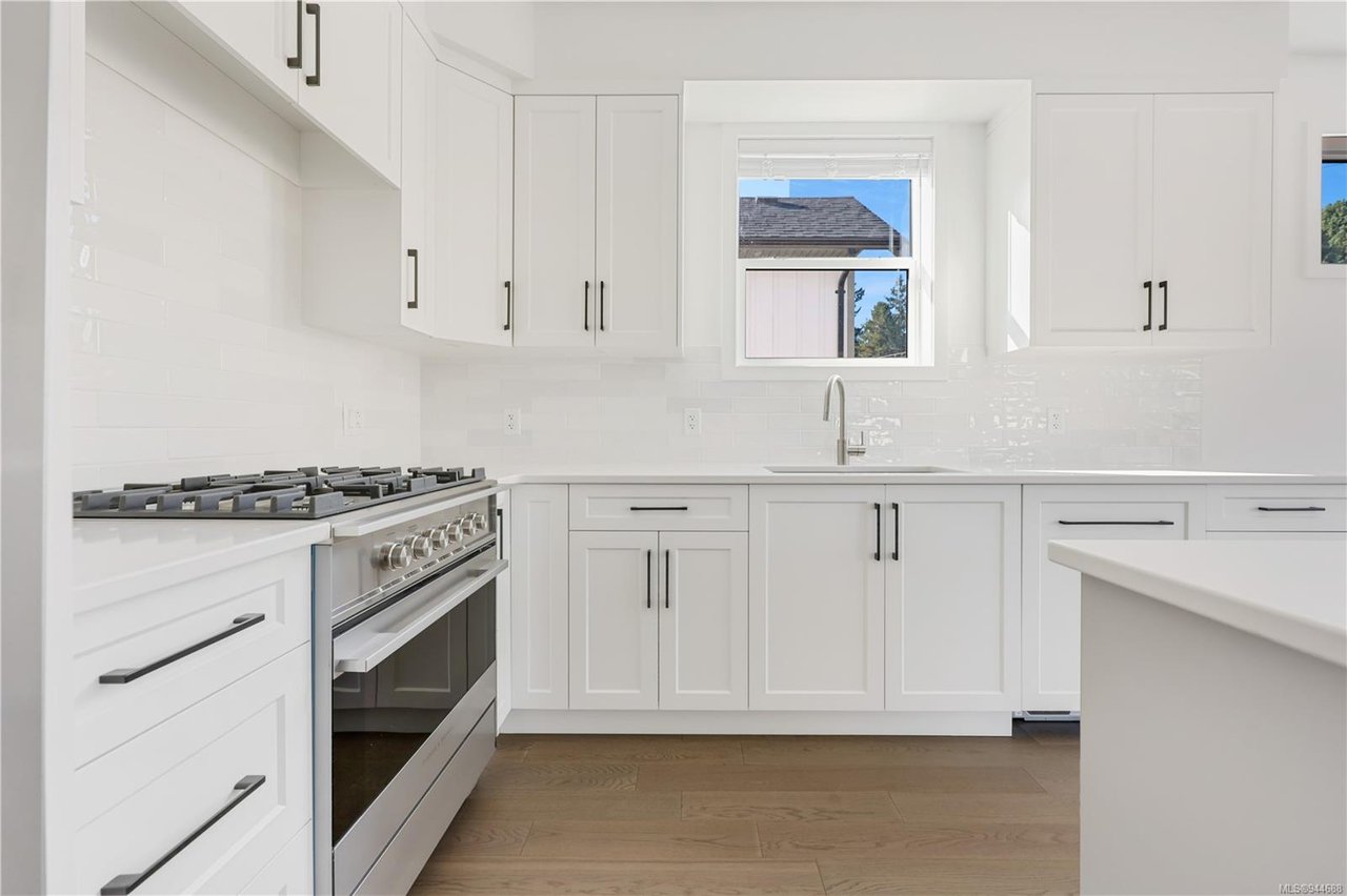 7046 Central Saanich Rd, Central Saanich