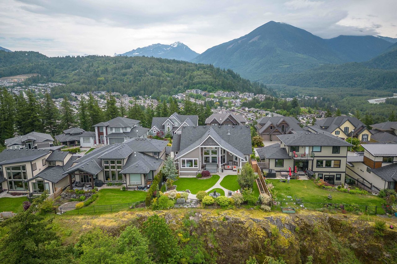 5399 Crimson Ridge
