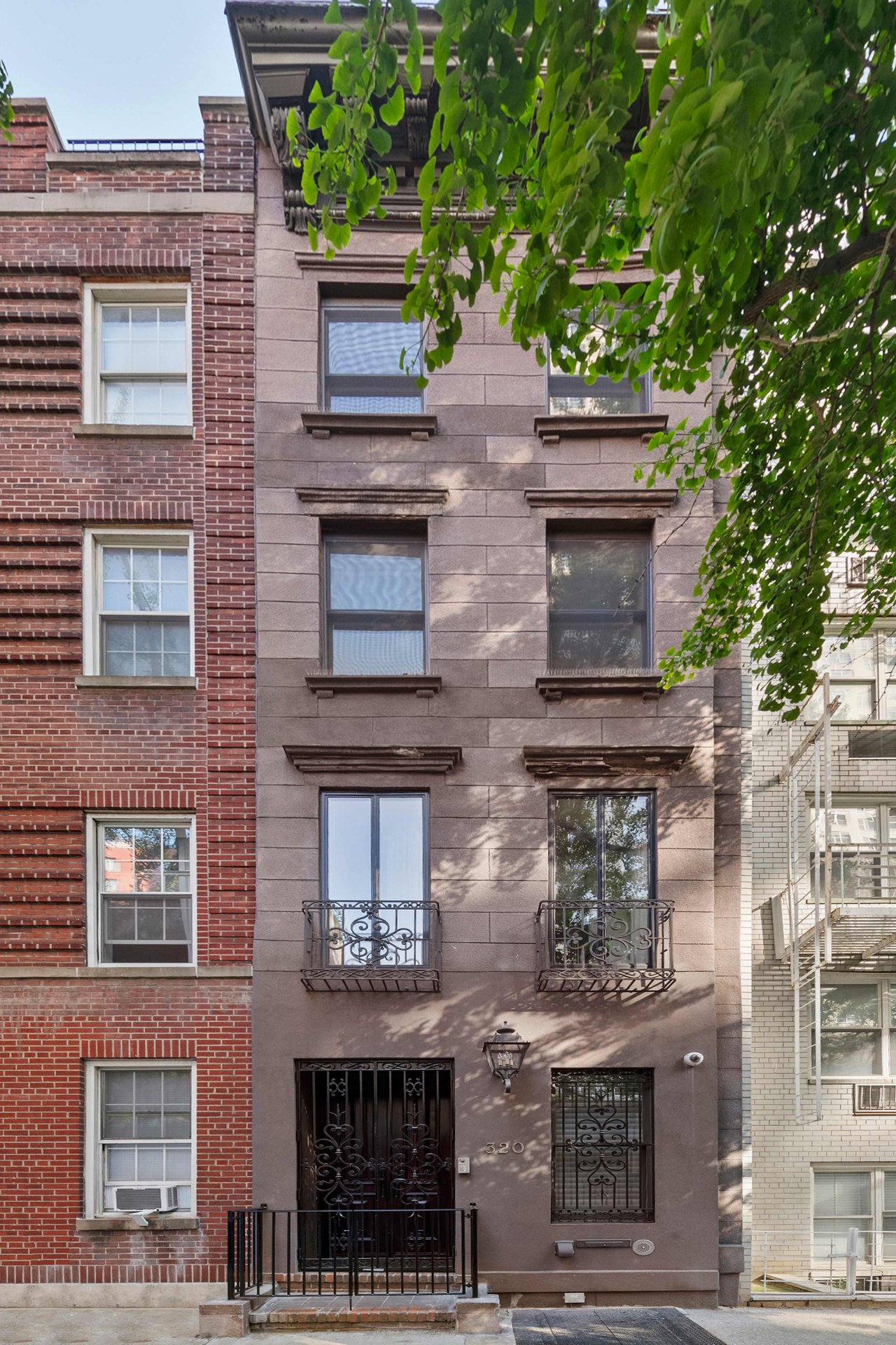 320 East 55th Street