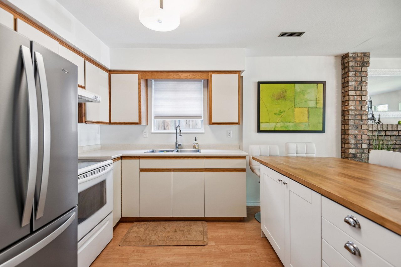 112 E 19th Ave