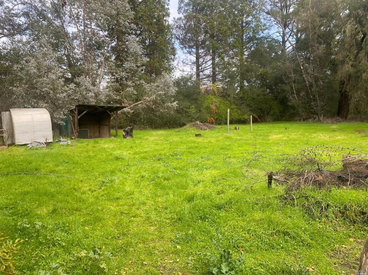 1610 Laguna Rd