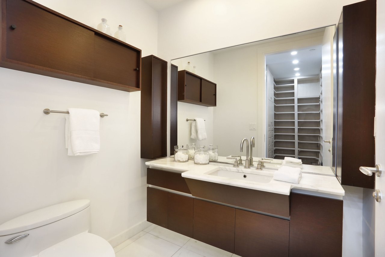 2627 S Bayshore Drive, #2301