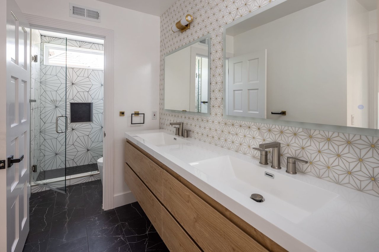 7369 Alicante Rd | Carlsbad