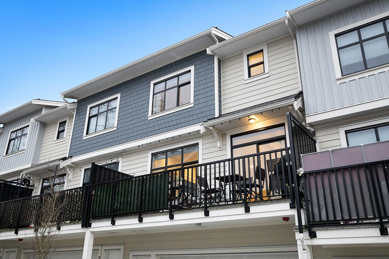 78-20327 72b Ave