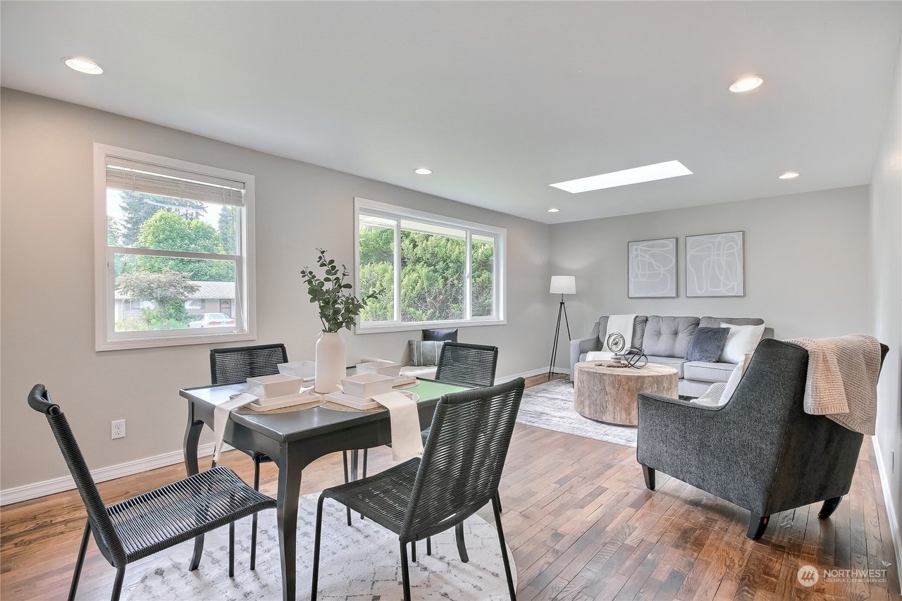 29 W Intercity Ave