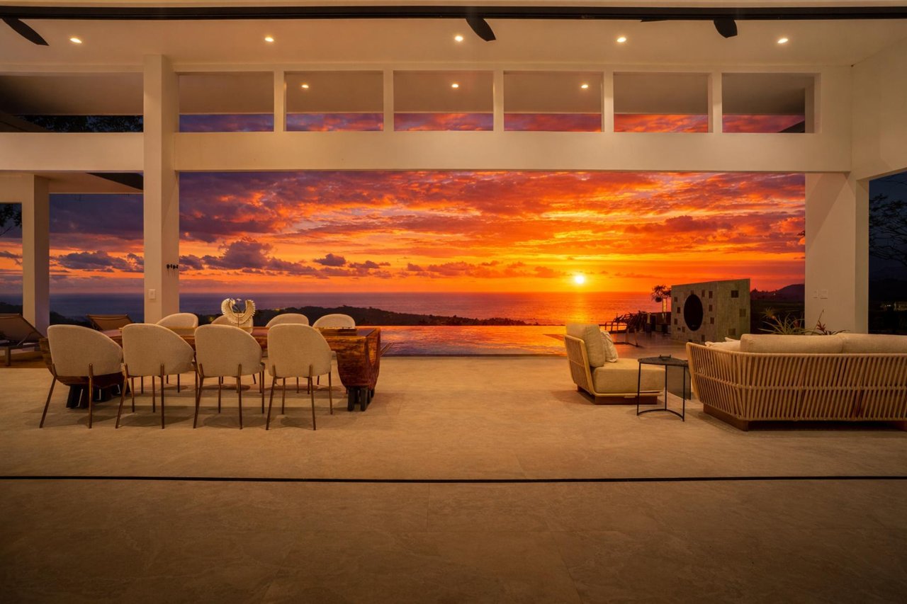 Private Solar Powered Ocean View Villa, Ojochal, Puntarenas