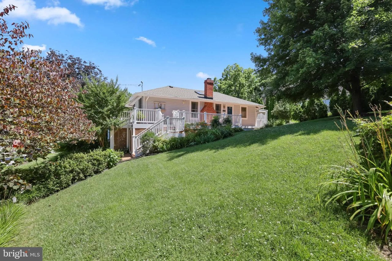 307 Severn Rd
