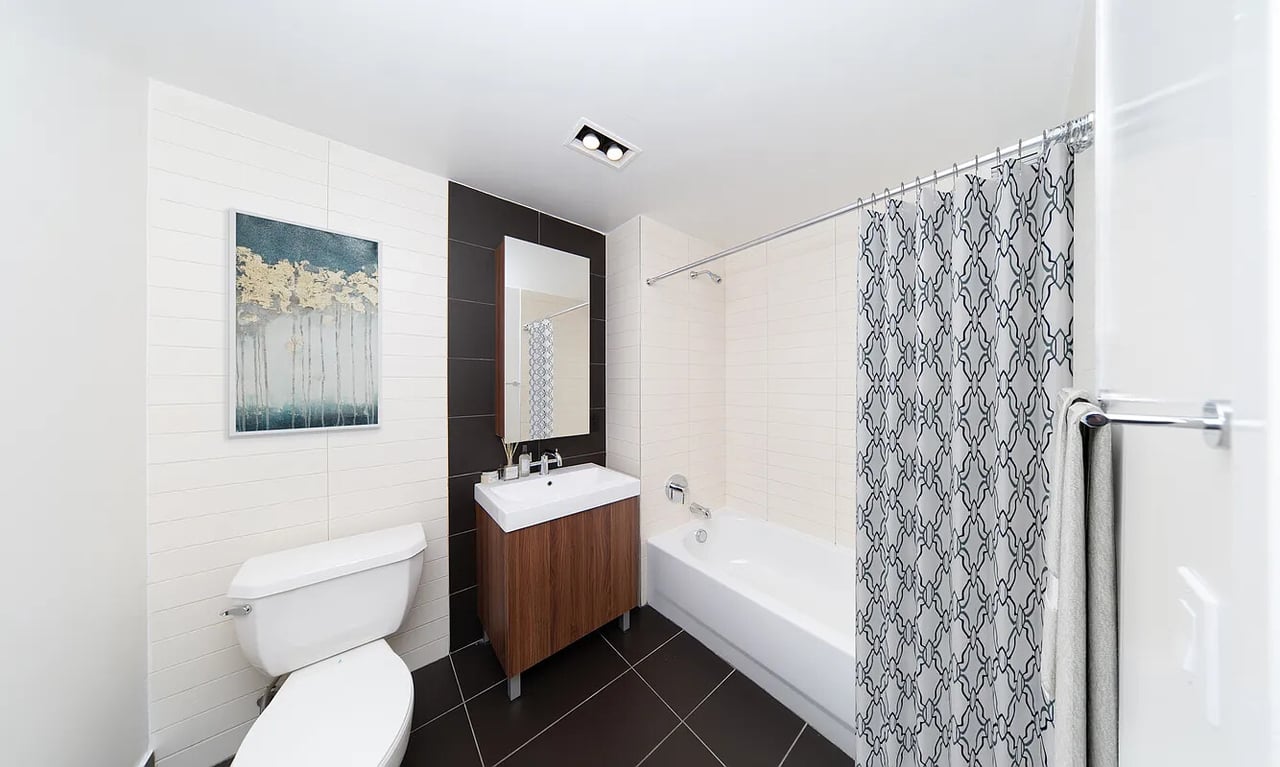 116 John Street, Apt 1613