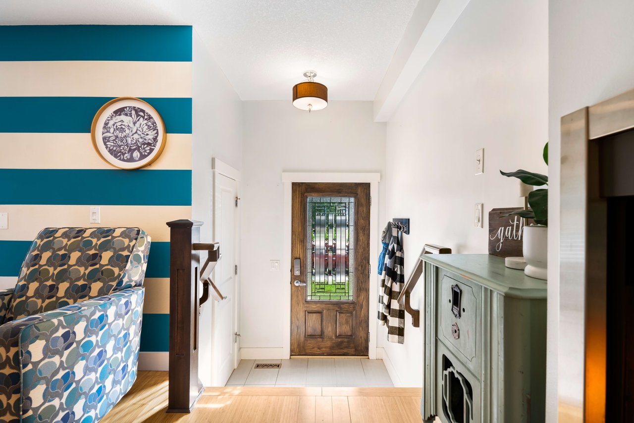 2020 27 Avenue SW Unit: 1