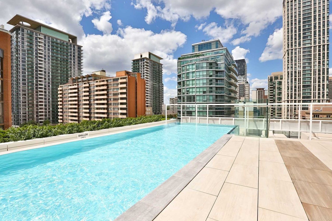THE DIAMOND OF MIDTOWN TORONTO