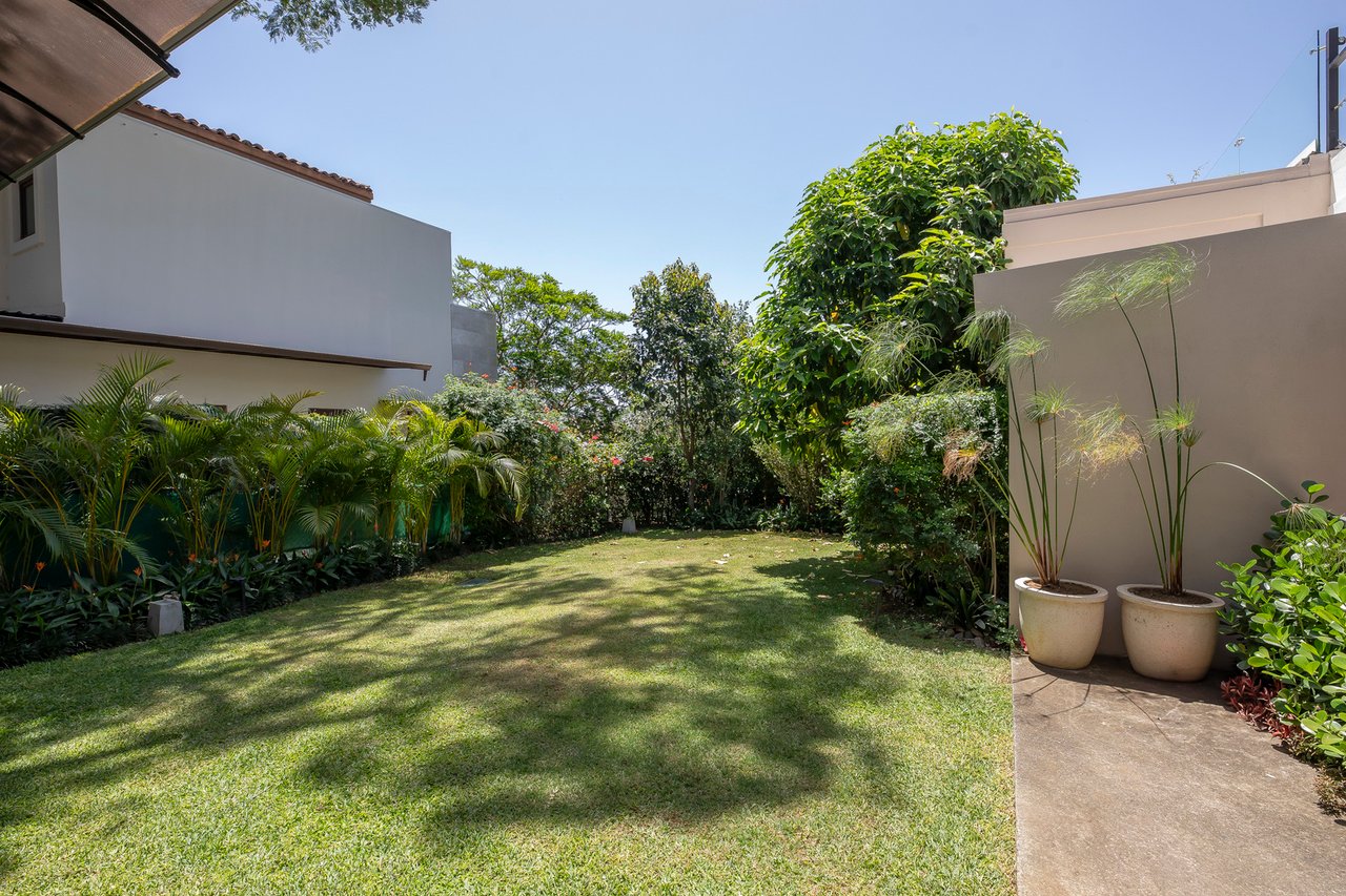 Panoramic Mediterranean Villa, Escazu, San Jose