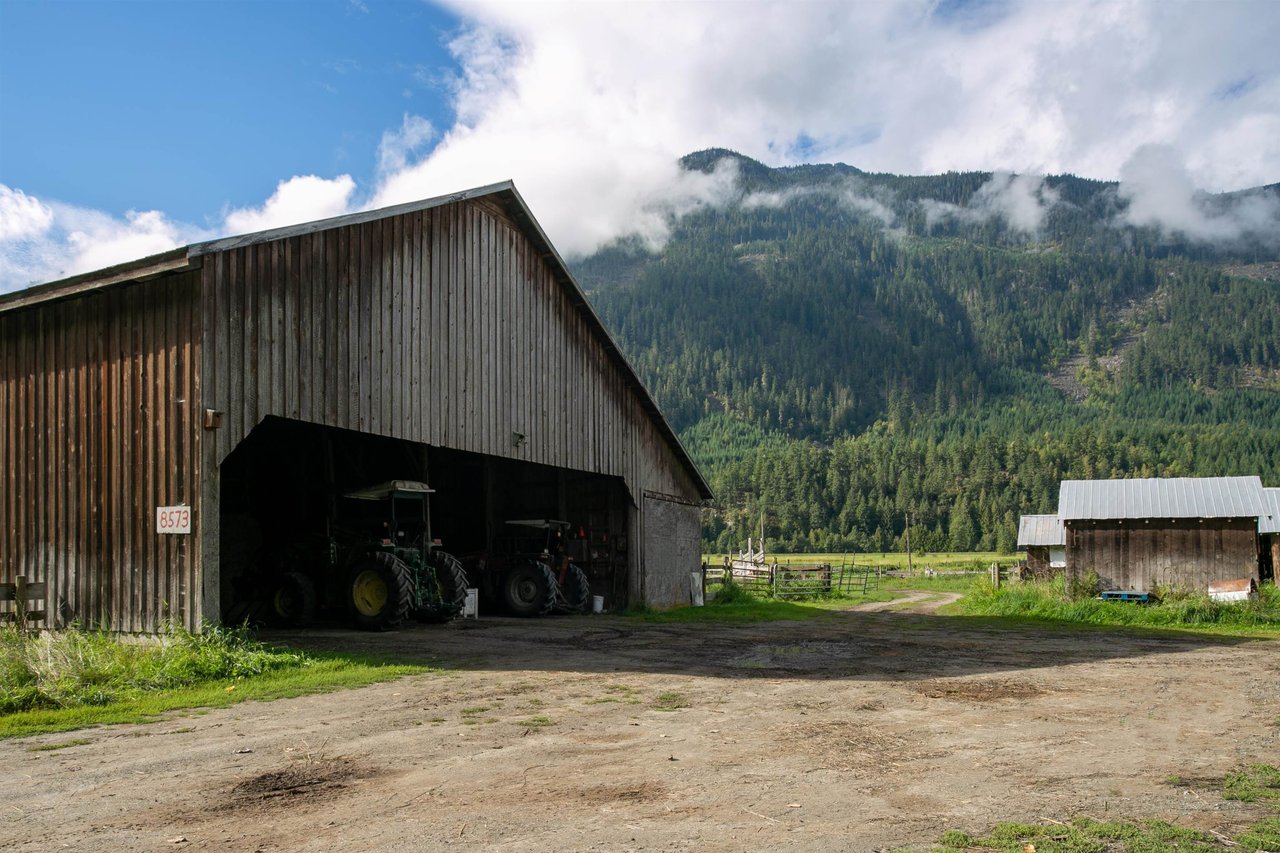 8573 Pemberton Meadows Rd