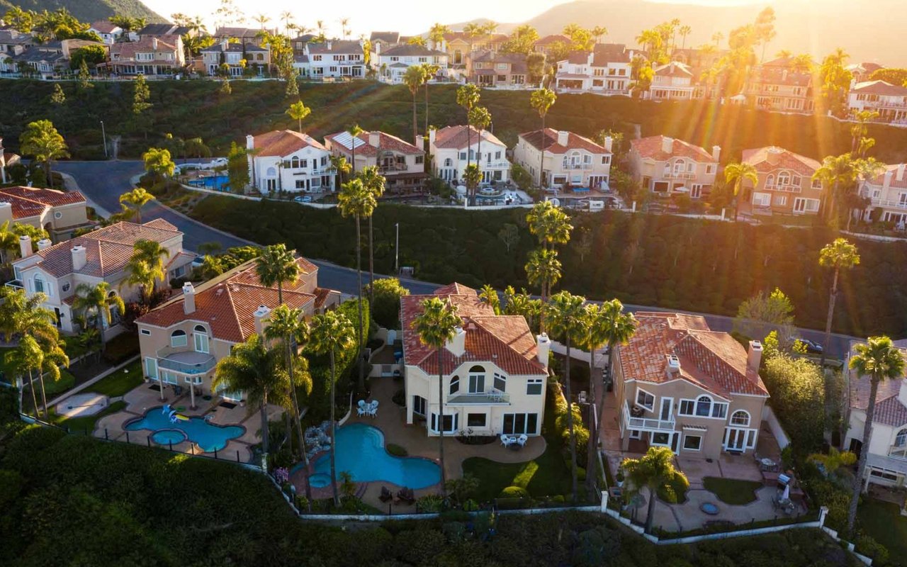 The Benefits of Living in a Master-Planned Community