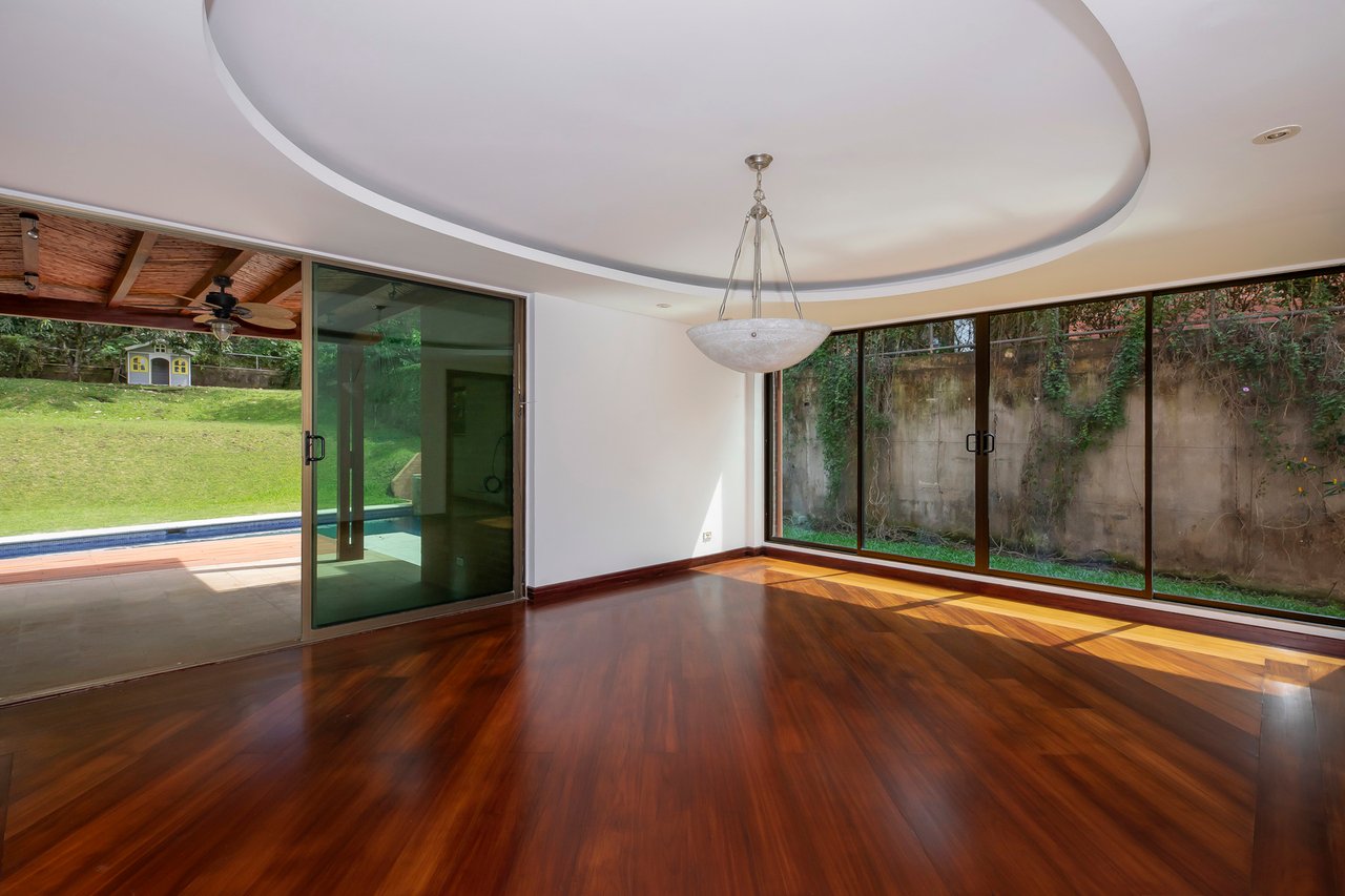 Terrace View Colonial Home, Escazu, San Jose