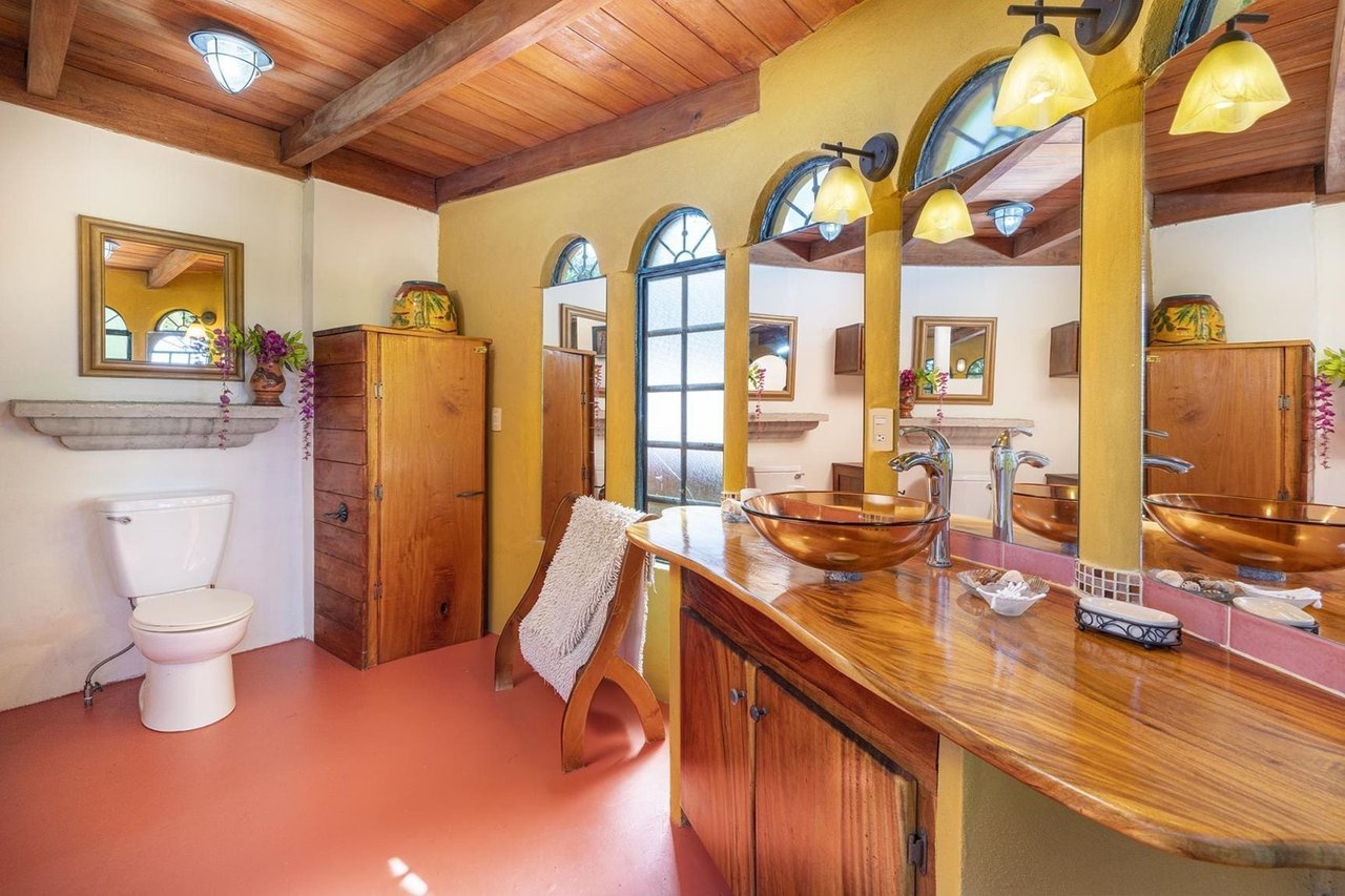 Colonial Mediterranean Ocean Villa, Nosara, Guanacaste