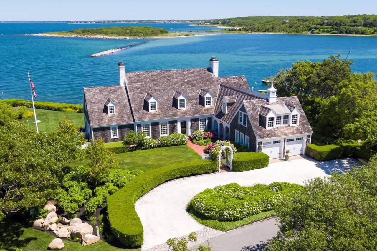 luxury home along the water in Cape Cod, MA