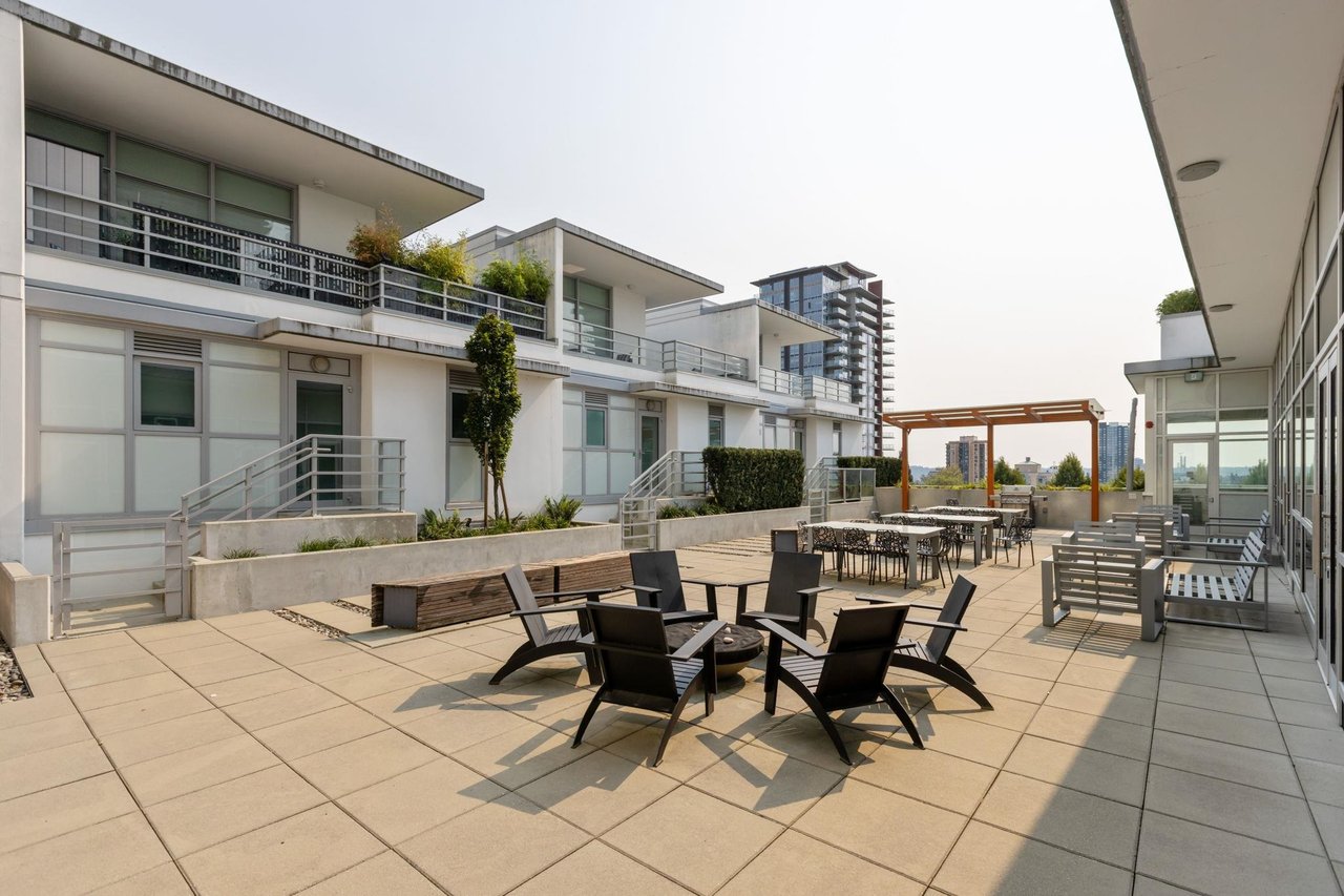 1601-530 Whiting Way, Coquitlam