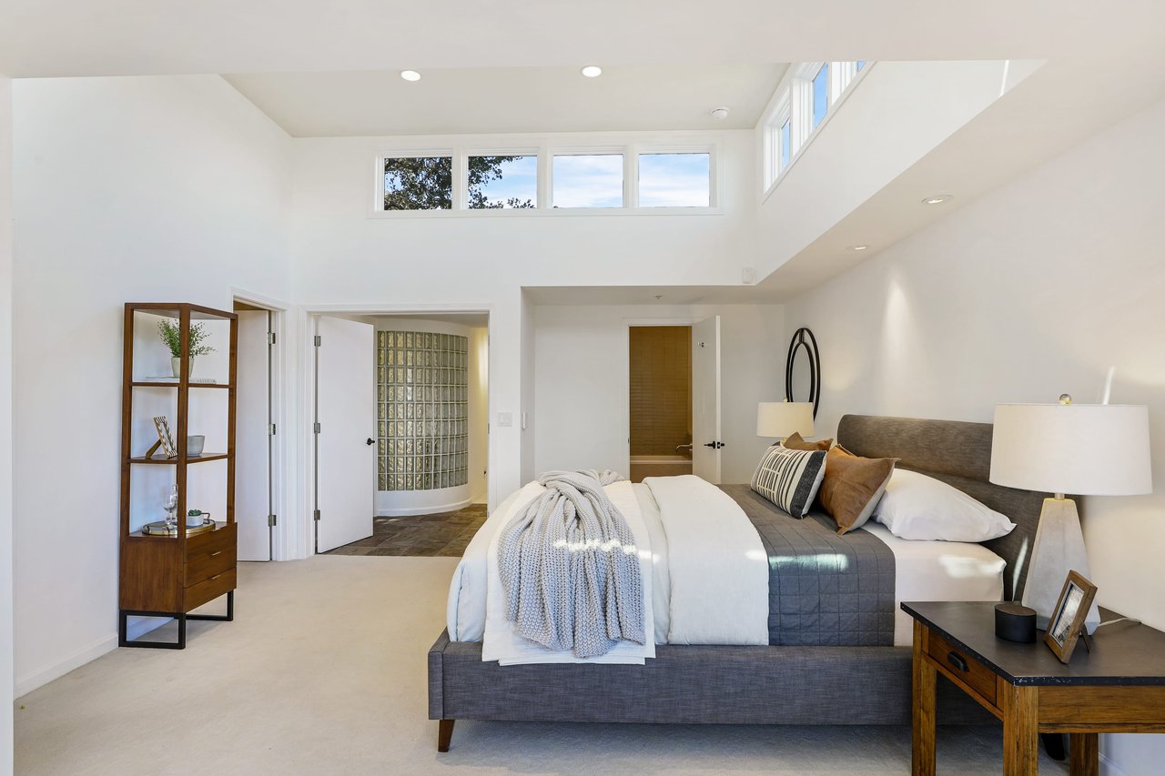 Contemporary Retreat on Corinthian Island