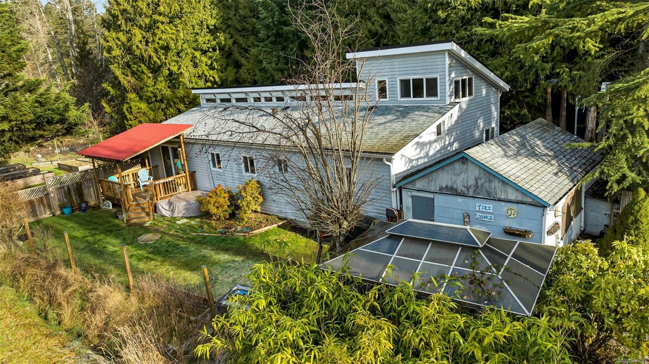 3398 Ridgeview Cres