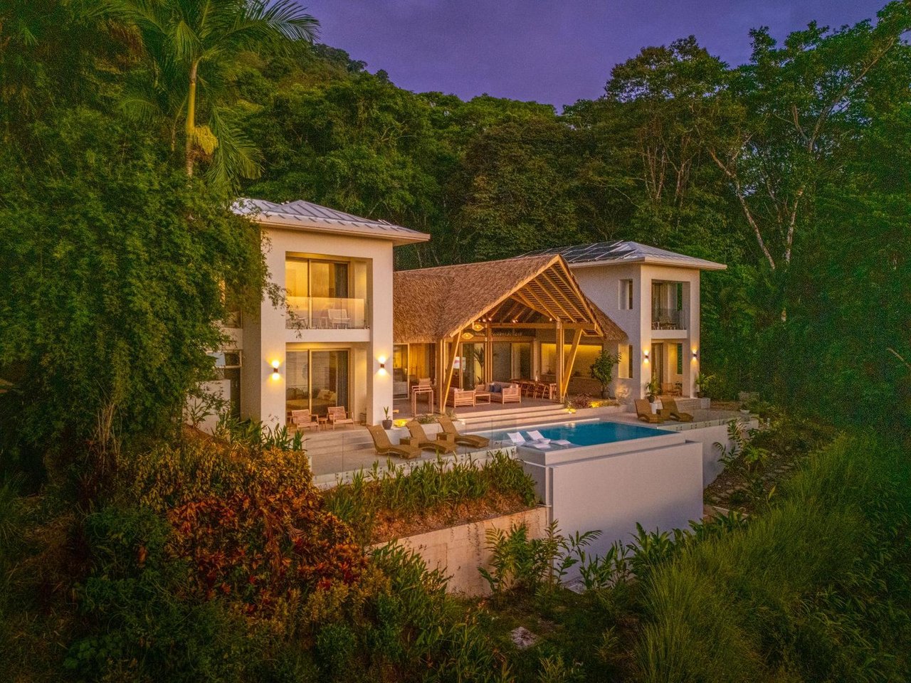 Private Sunset View Compound, Dominical, Puntarenas