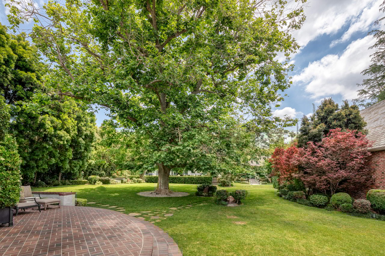 Stunning Gated Tudor
