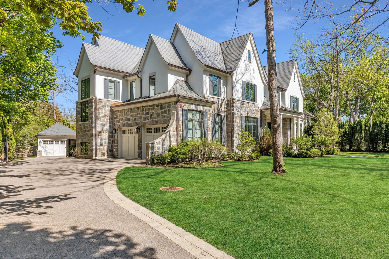 Look inside the Glencoe mansion the Bears' Khalil Mack listed by Michael LaFido