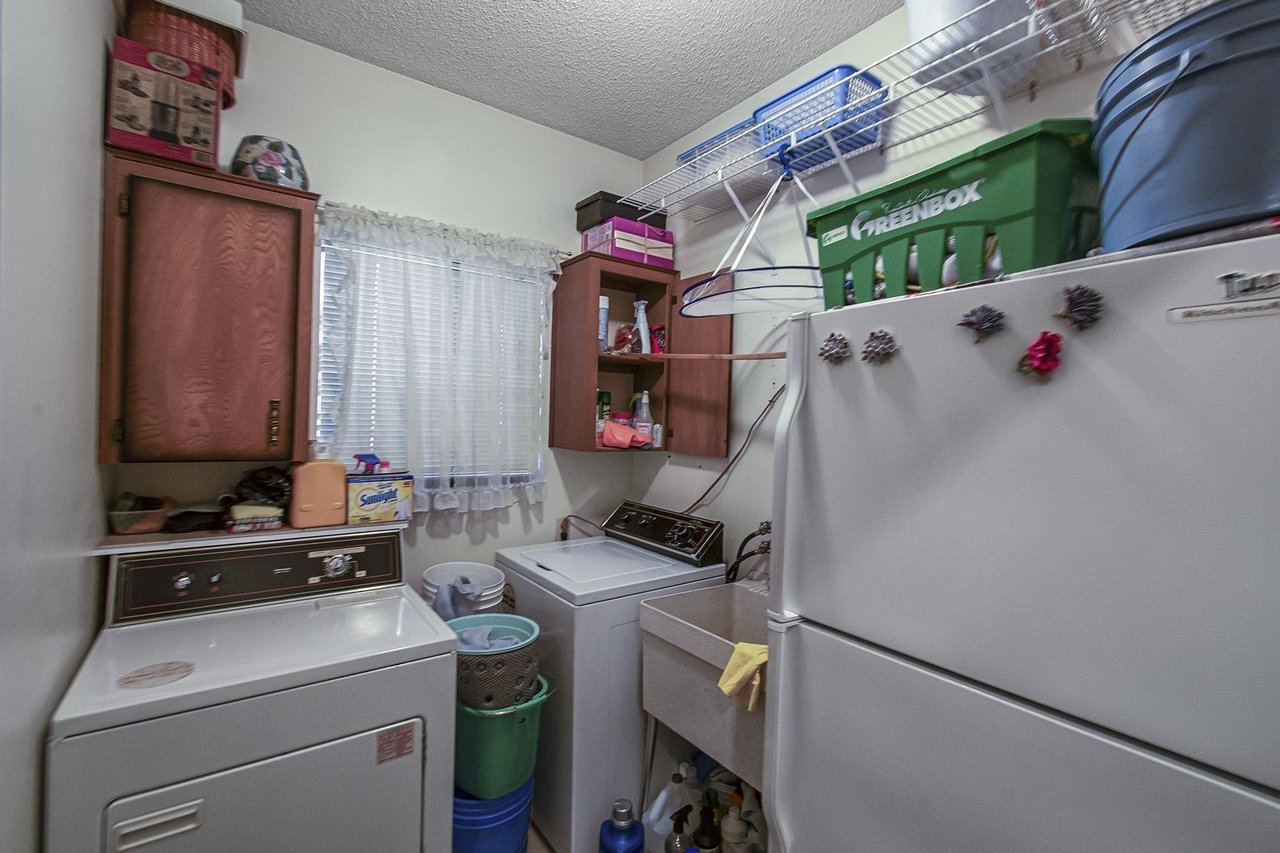 2920 Camrose Dr