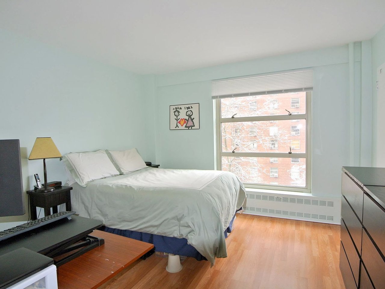 90 La Salle St, #6B