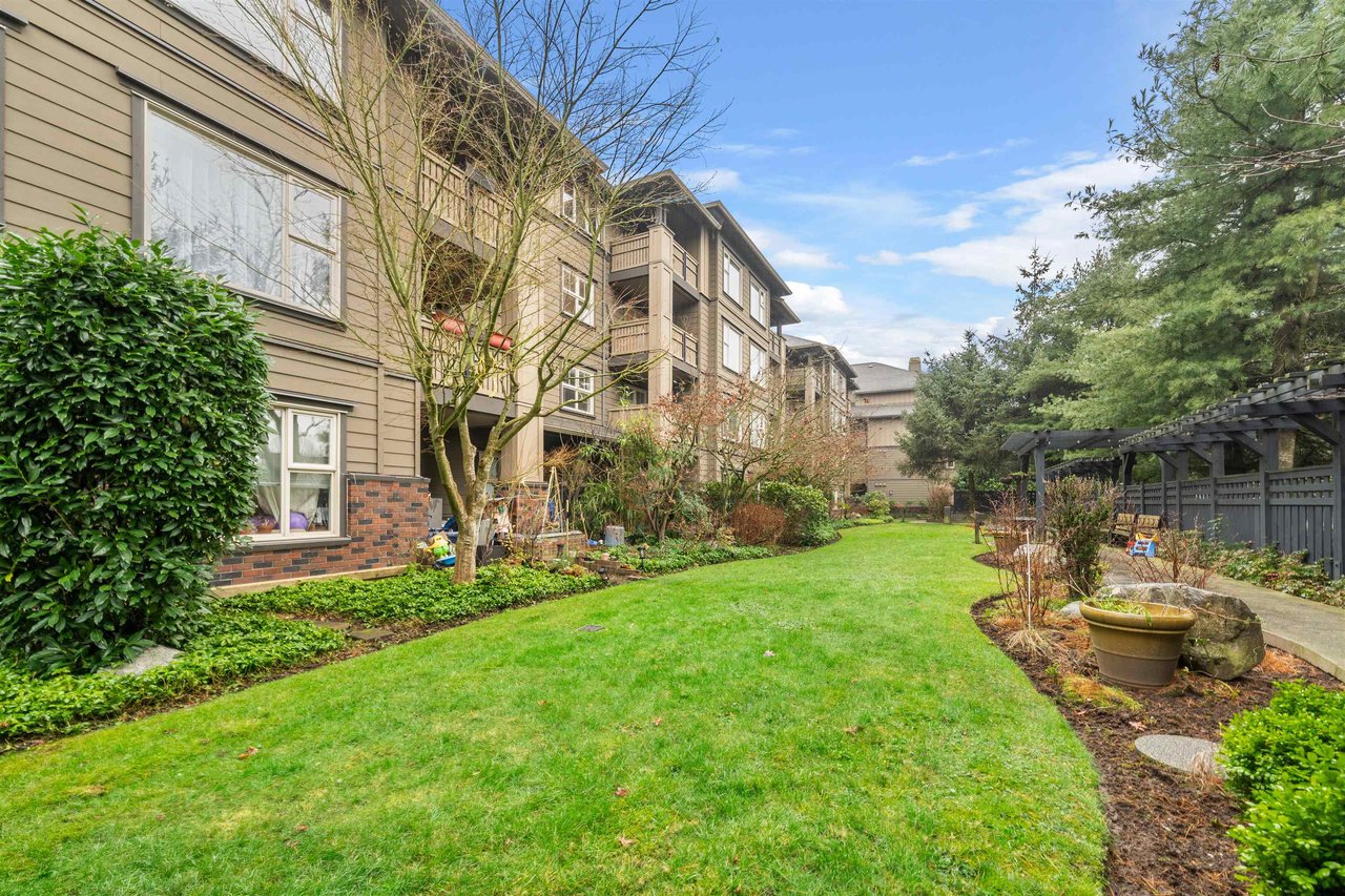 108-808 Sangster Pl