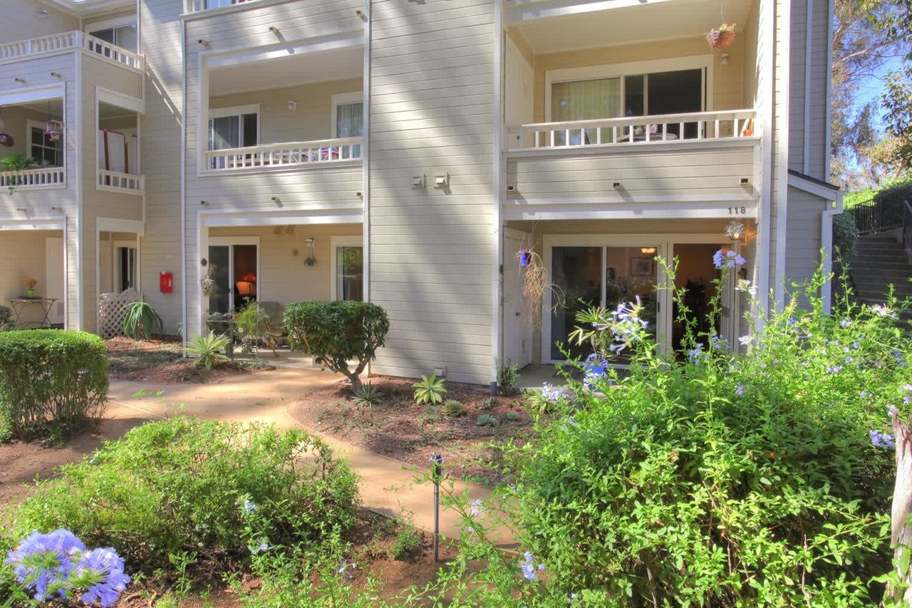 7628 Hollister Ave, #118
