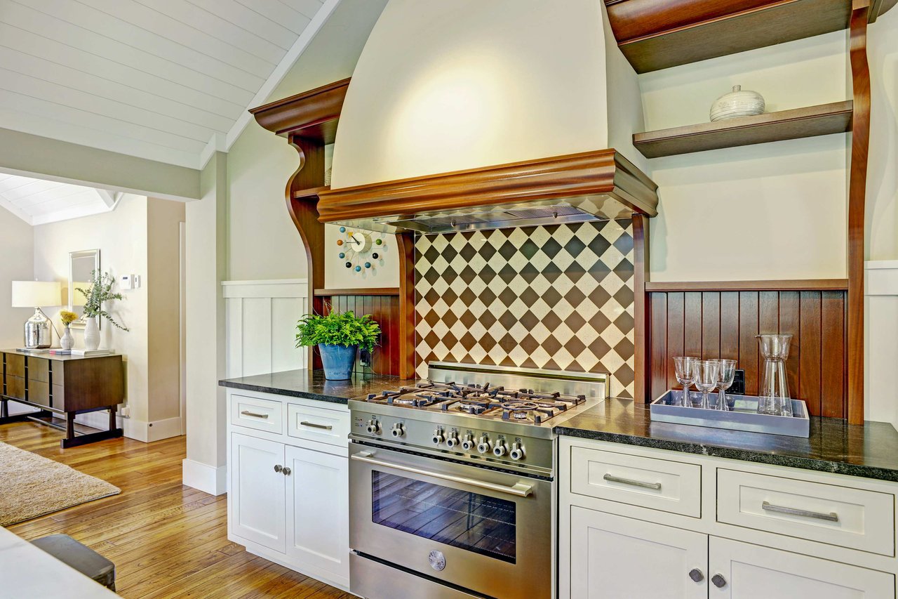 186 Prospect Ave