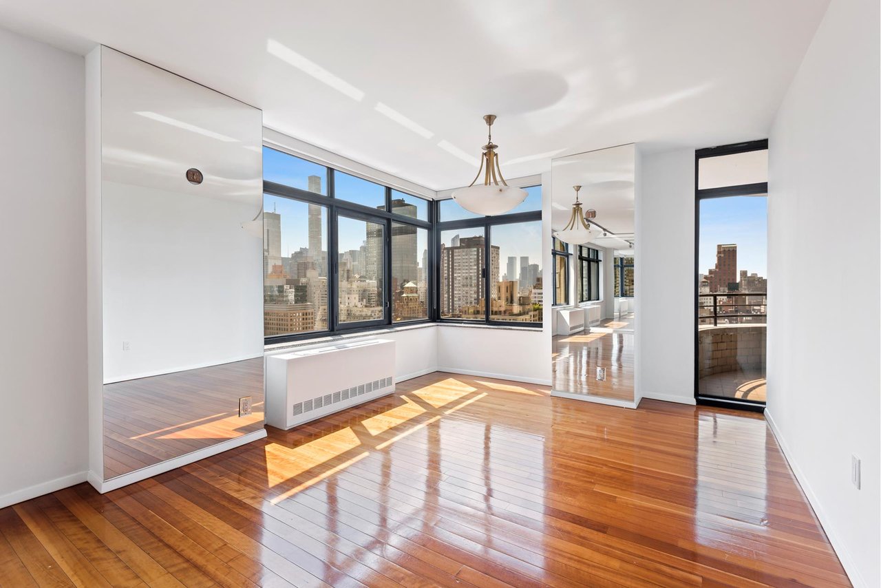 400 E 70th St, #2301