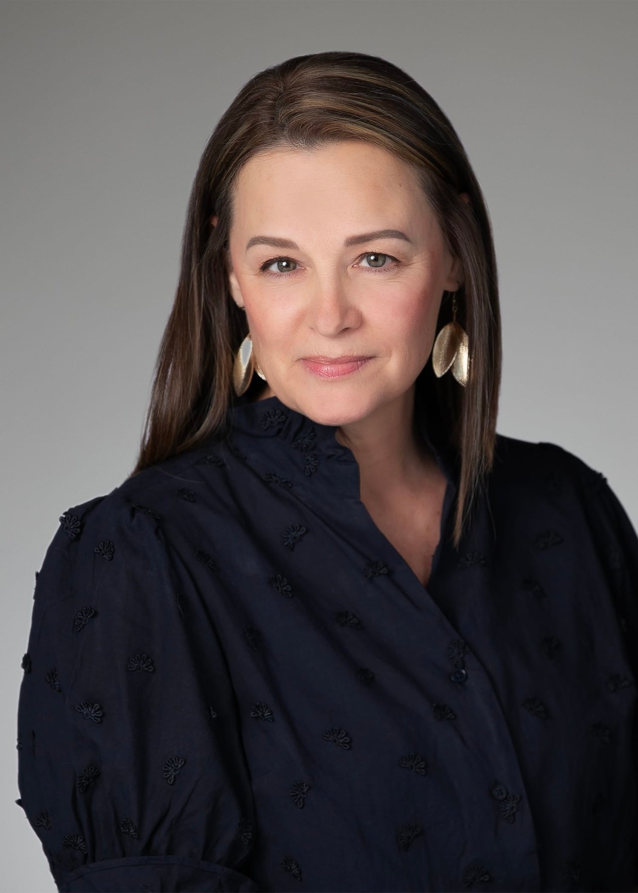 Carolyn  Abrahams