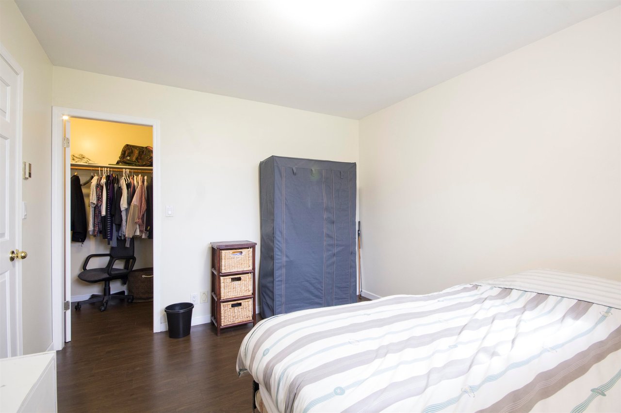 64 W 39th Ave