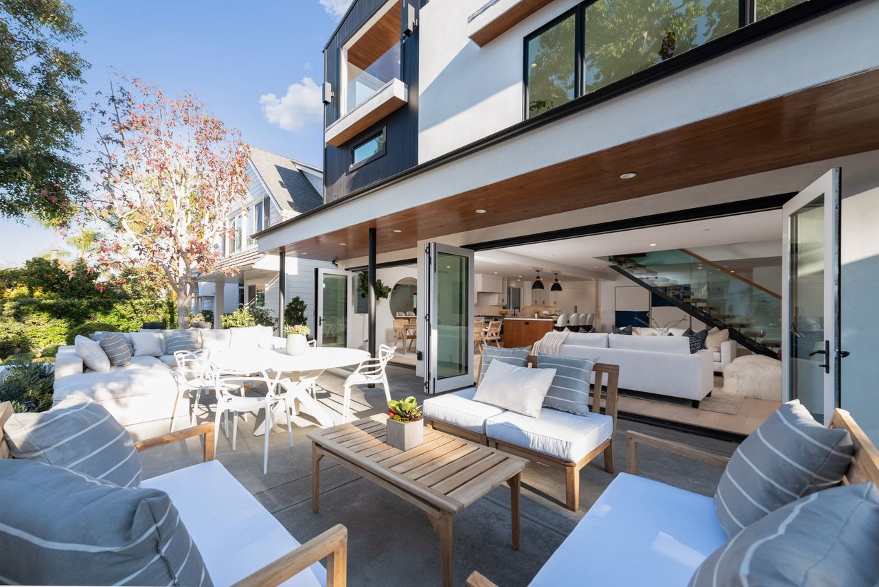 312 Jasmine Avenue Unit: 1