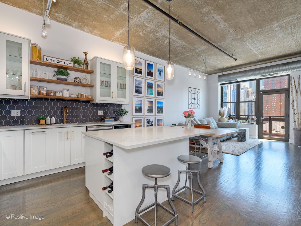 849 N Franklin St Unit 913