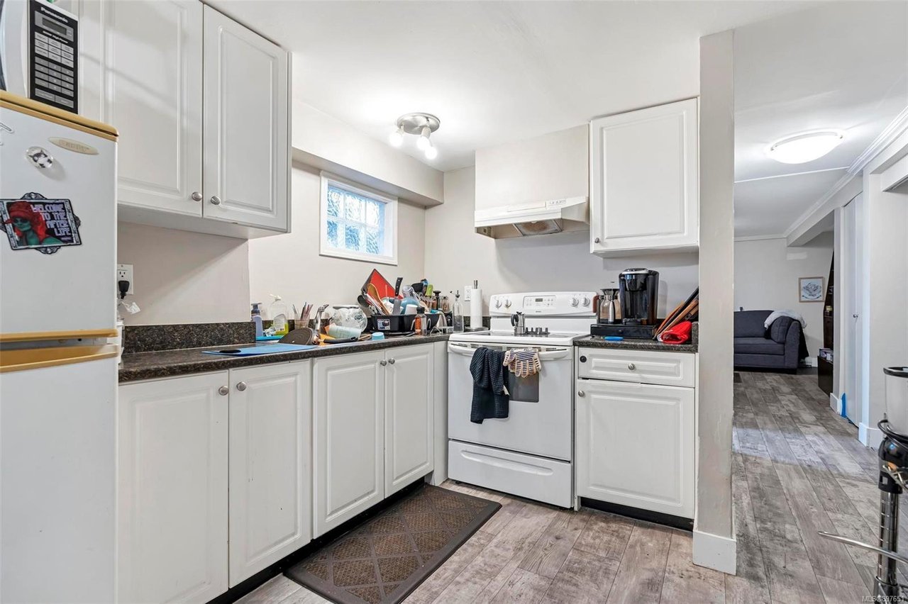 3411 Cedar Hill Rd, Saanich
