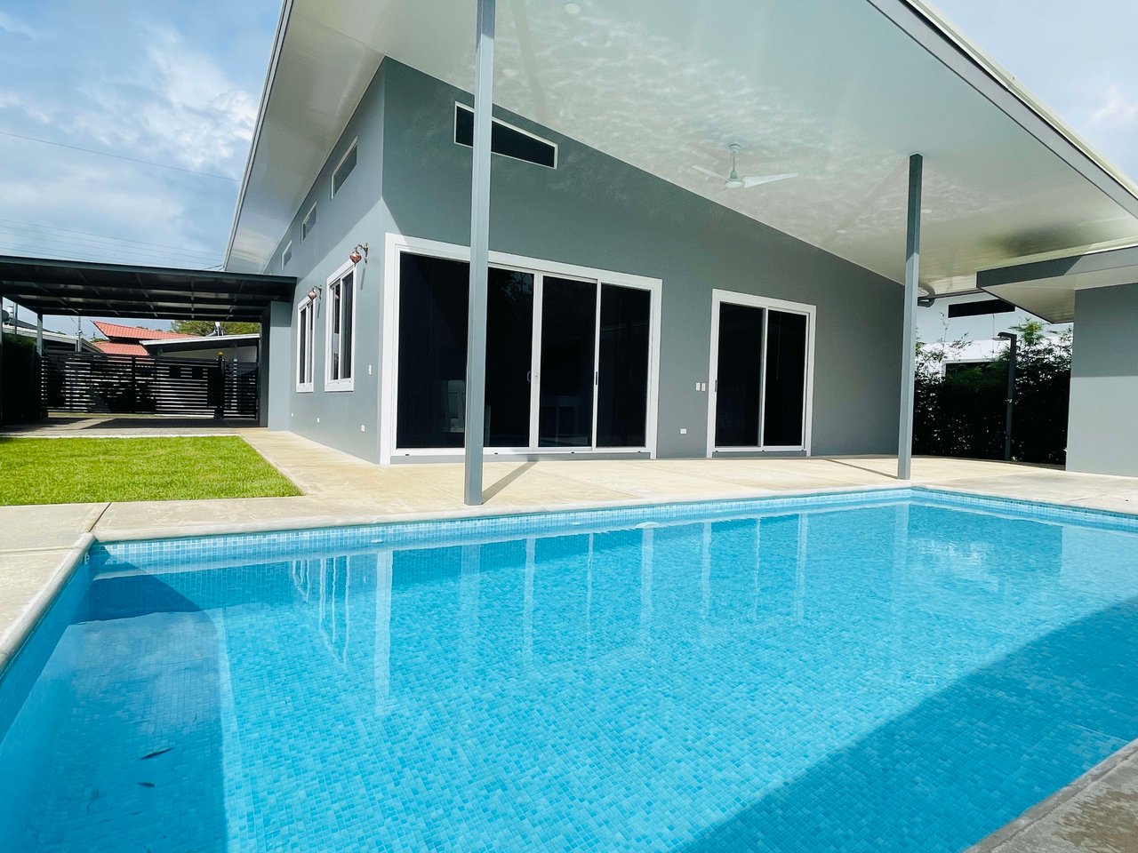 The Sun Garden 3 Bedroom 3 Bath Home in Uvita