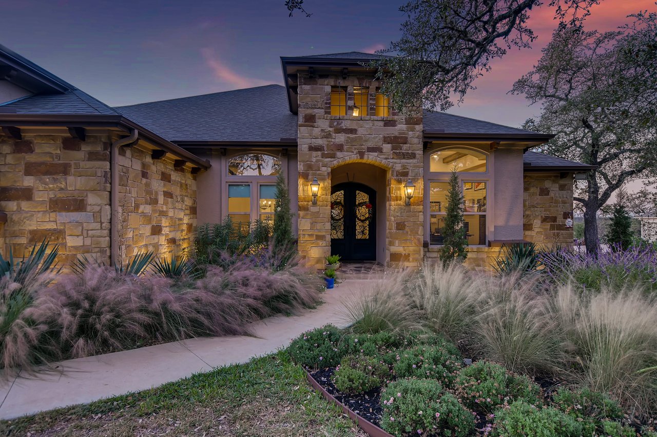 252 Island Oaks Lane