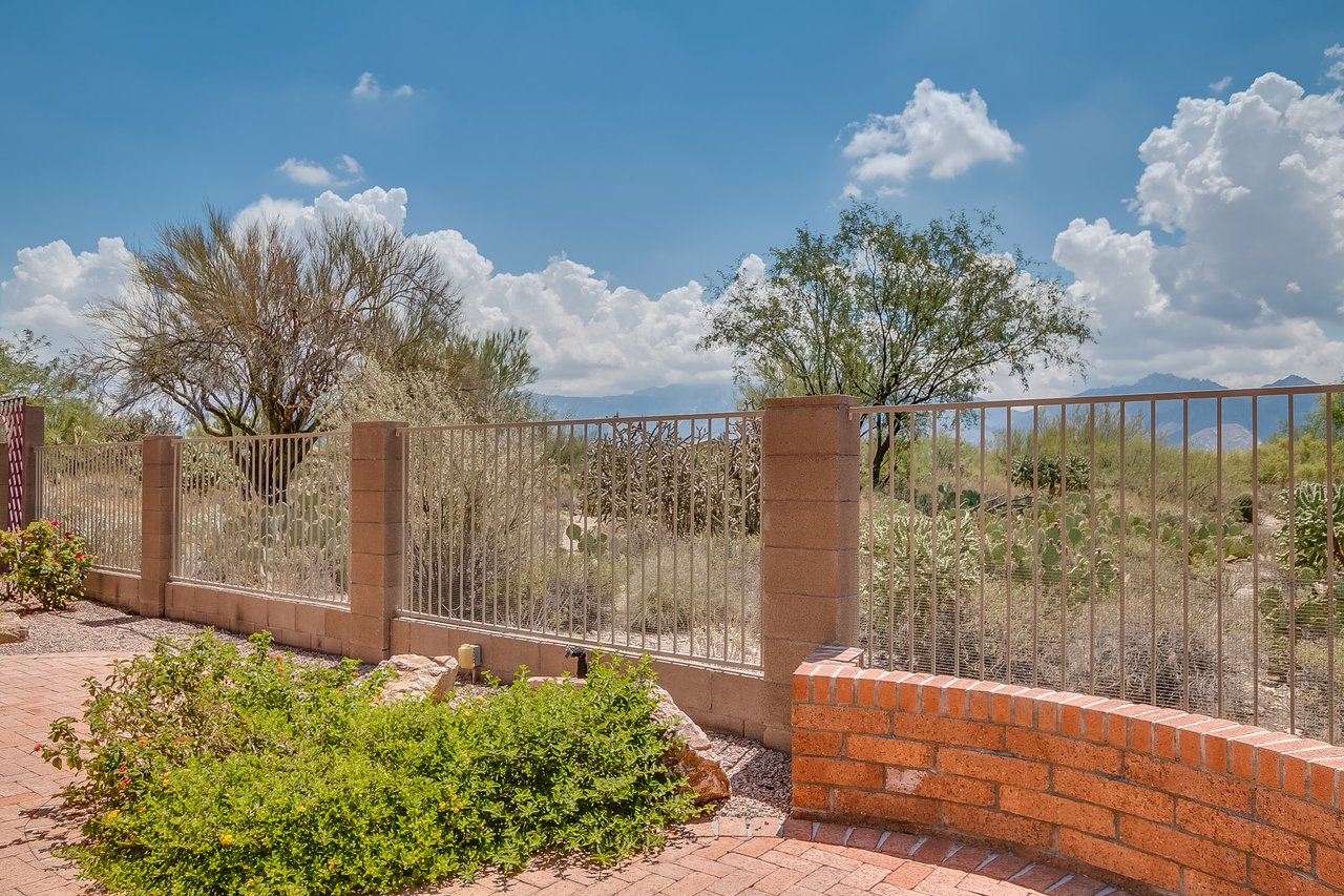 Incredible, Unobstructed Catalina Mountain Views