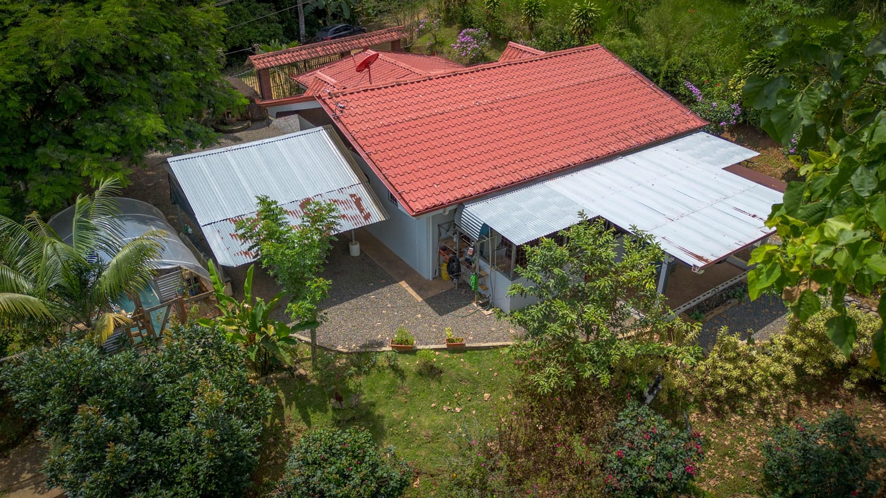 Charming 3-Bedroom Home in La Palma, Pérez Zeledón.