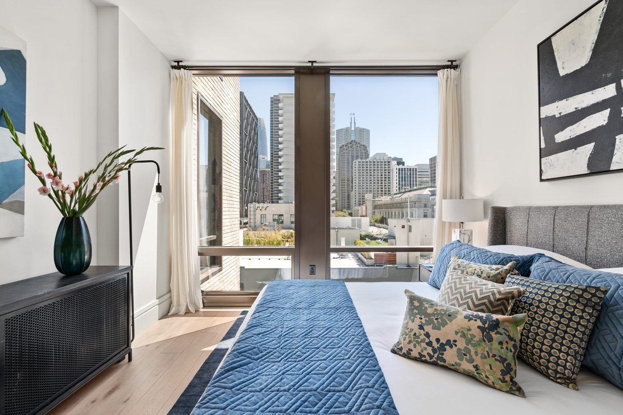 288 Pacific Ave., #5E